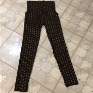 Cross leggings